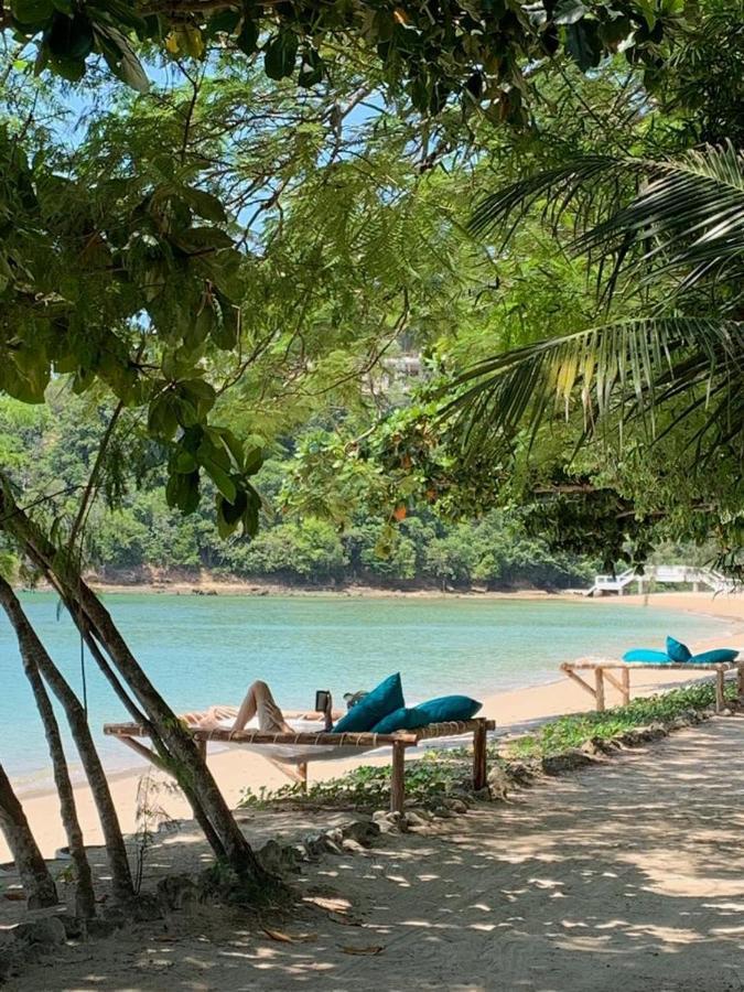 The Mooring Resort Panwa Beach Exteriör bild