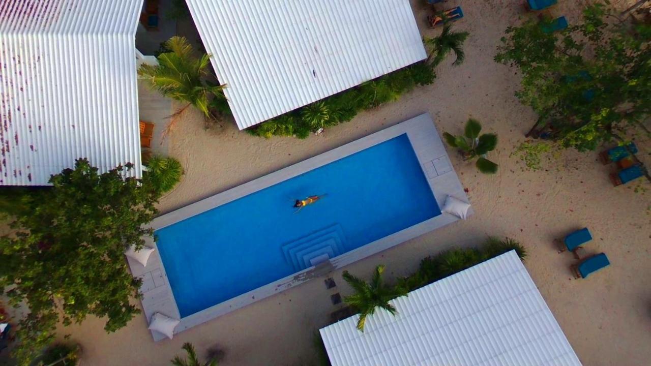 The Mooring Resort Panwa Beach Exteriör bild